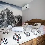 Luna Goral Apartment *