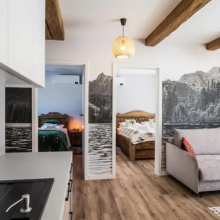 Luna Goral アパート