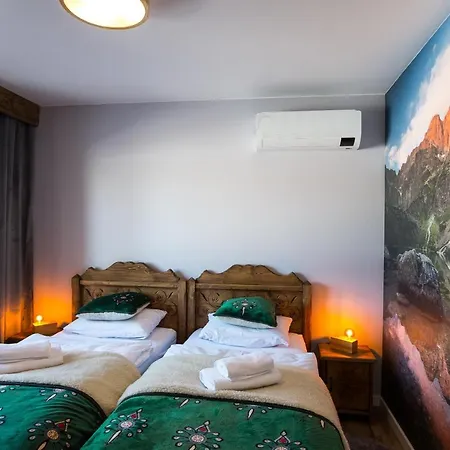 Luna Goral アパート ザコパネ